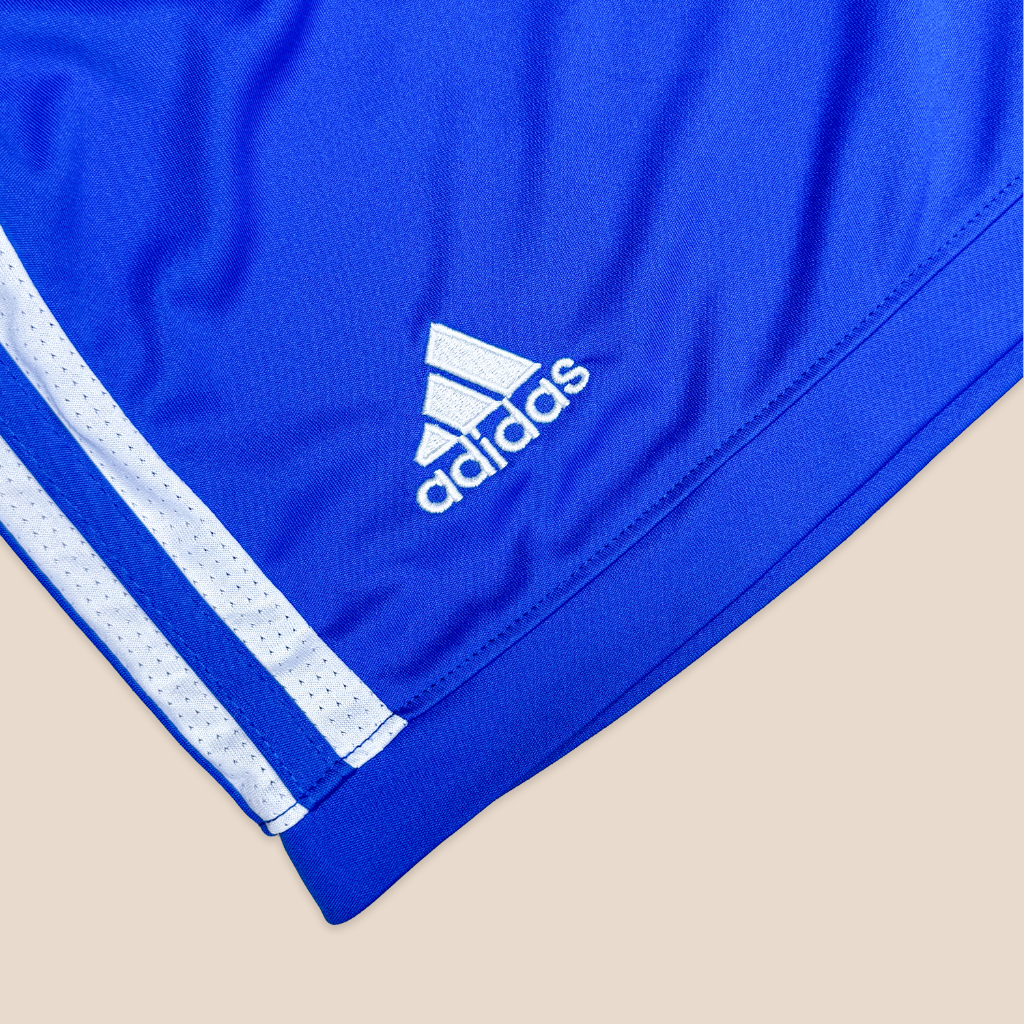 Chelsea 2011/12 Local para Niños