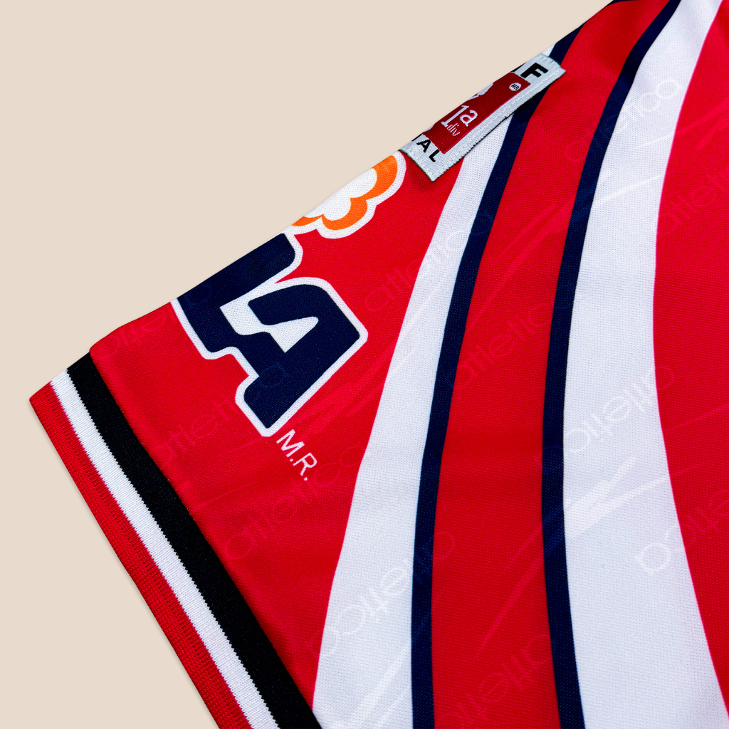 Chivas 1998/99 Local