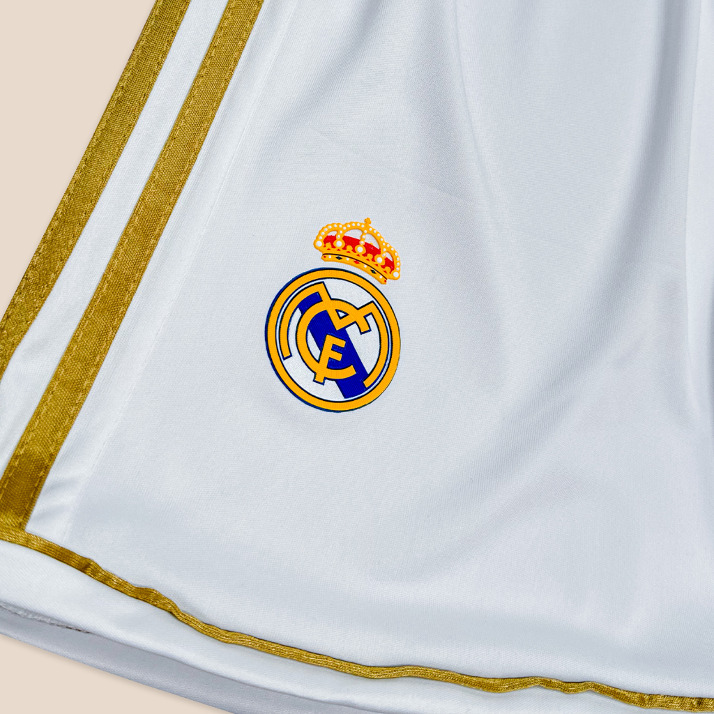 Real Madrid 2011/12 Local para Niños