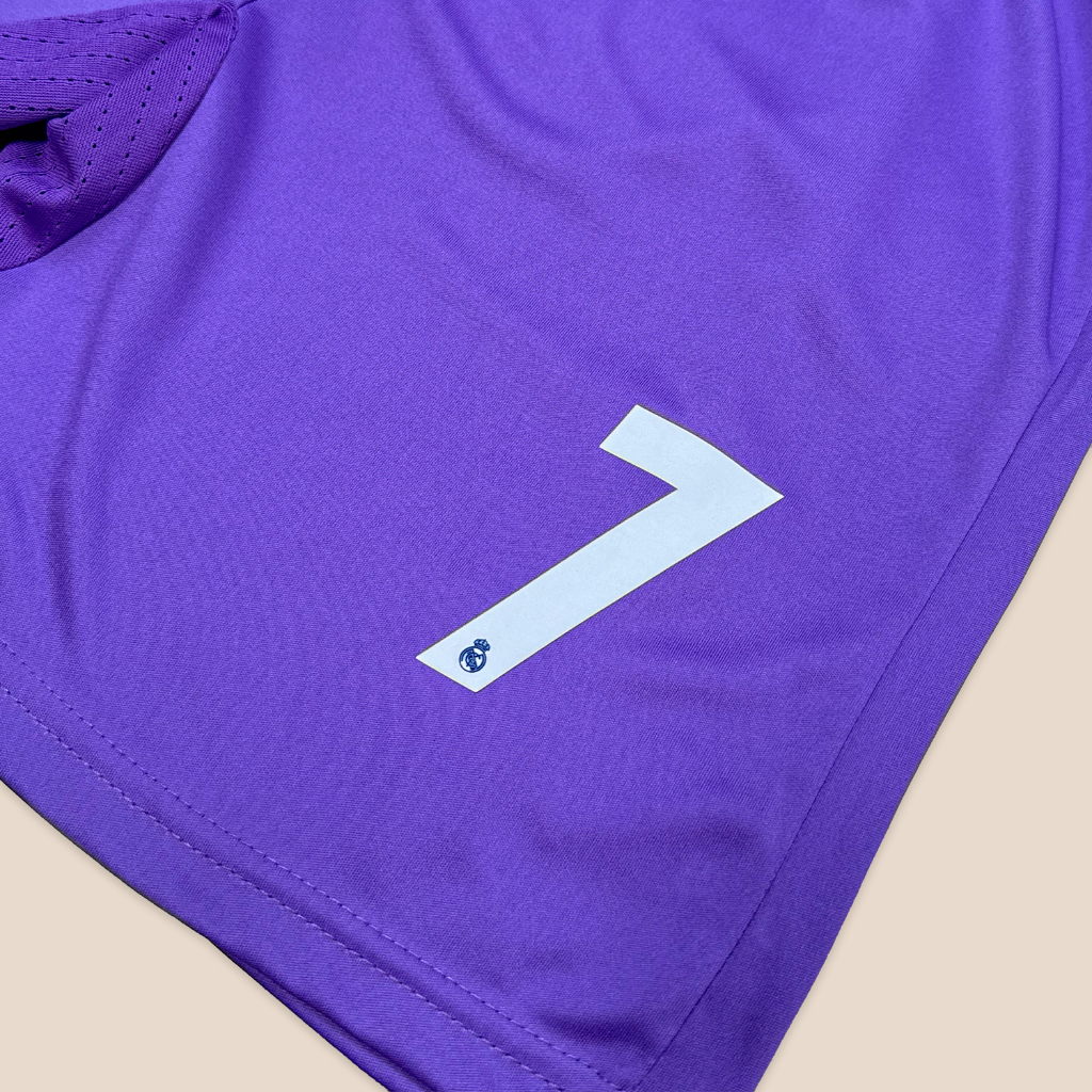 Real Madrid 2016/17 Visitante para Niños