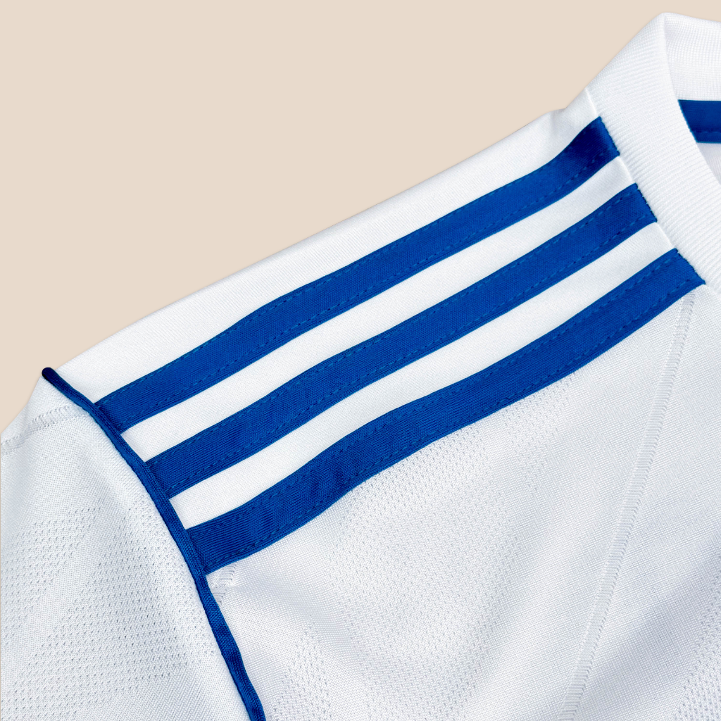 Real Madrid 2017/18 Local