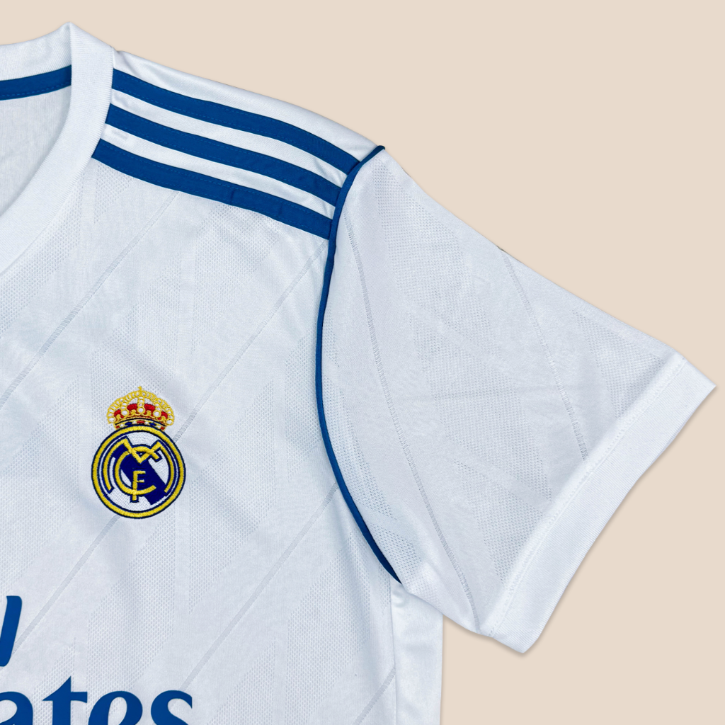 Real Madrid 2017/18 Local