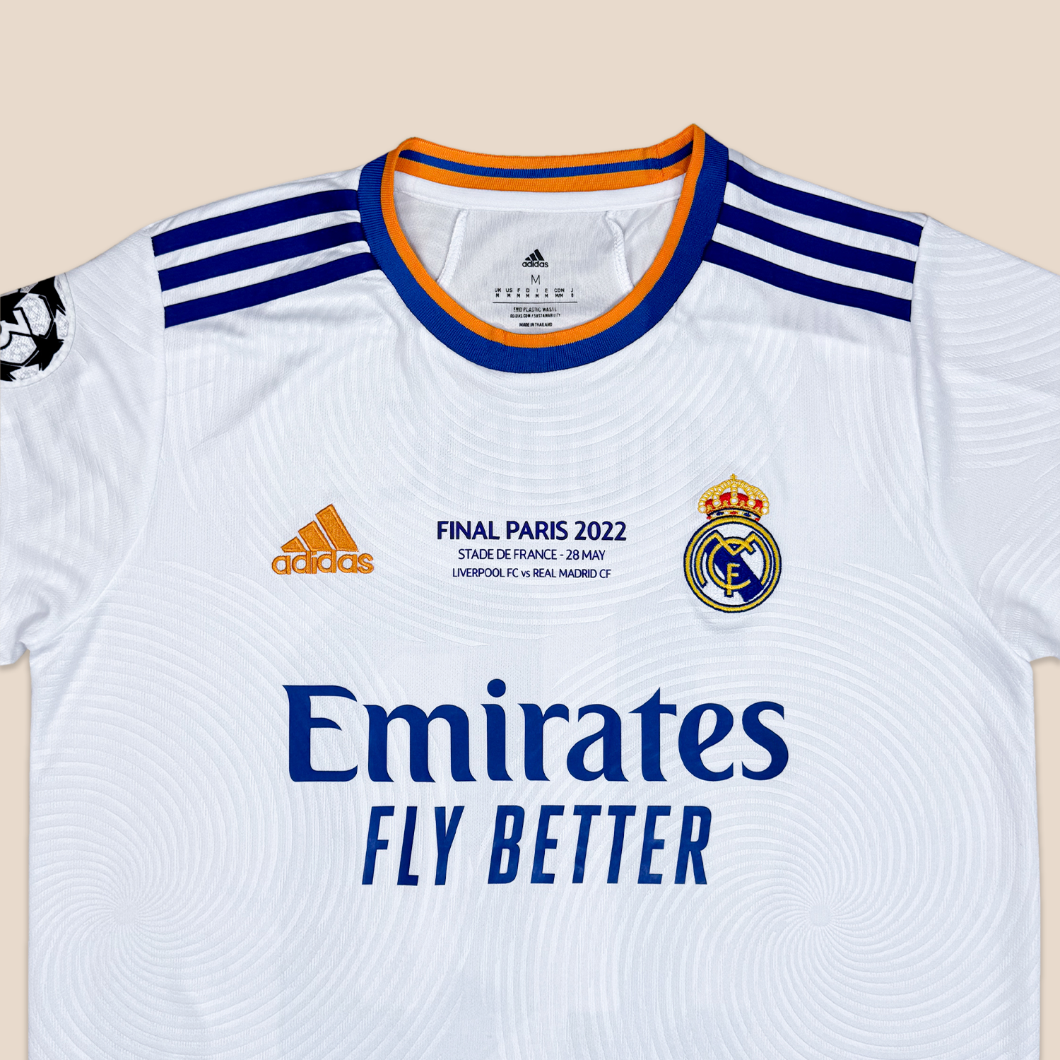Real Madrid 2021/22 Local