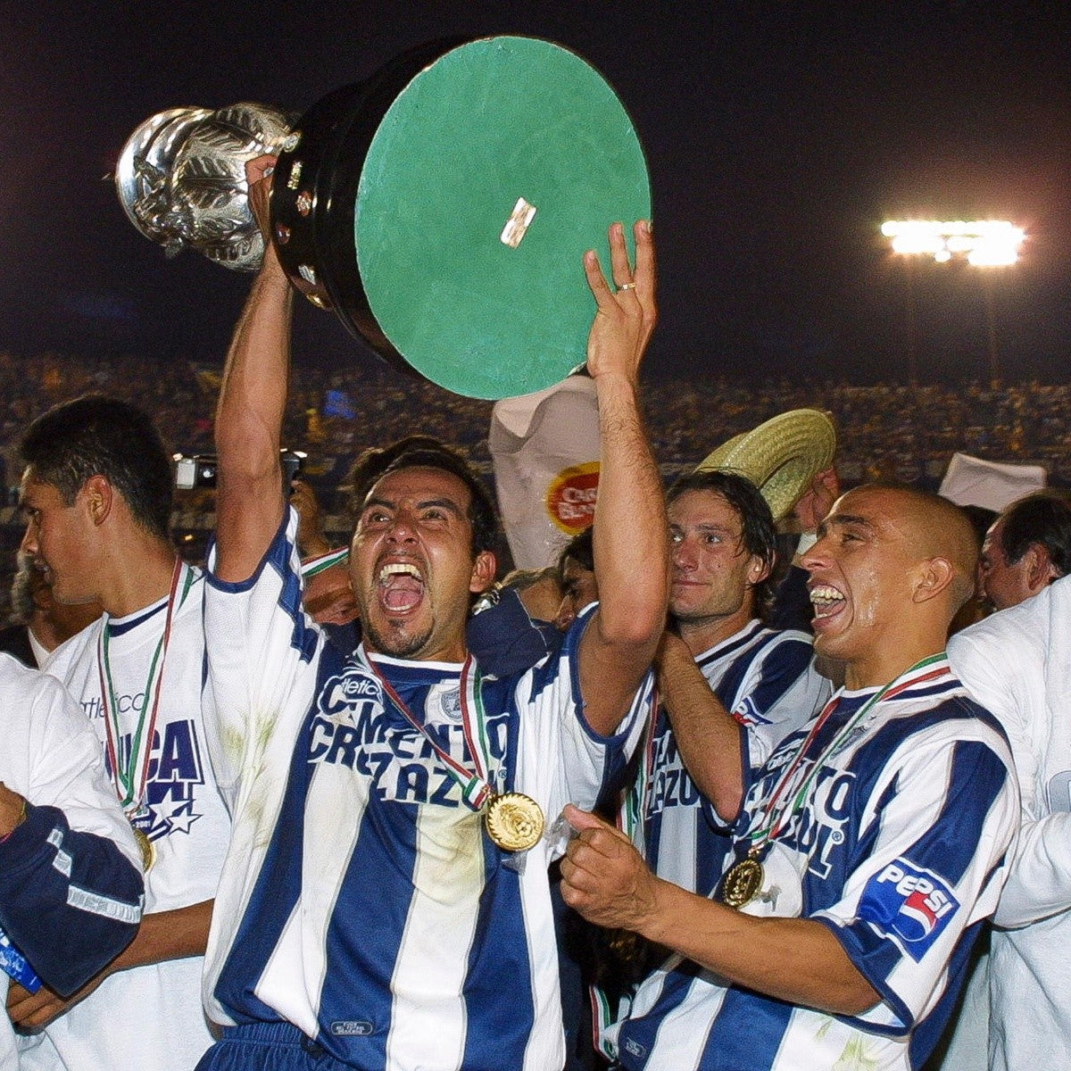 Pachuca 2001/02 Local (EXPRESS)